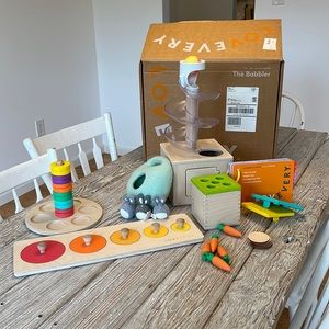 Lovevery 13.14.15 months Babbler